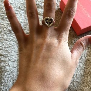 Size 5.5 James Avery eternal love ring!